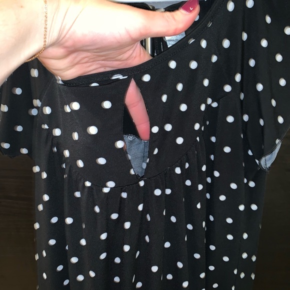 Bundle of 2 shortsleeved stretchy tops - Picture 5 of 8